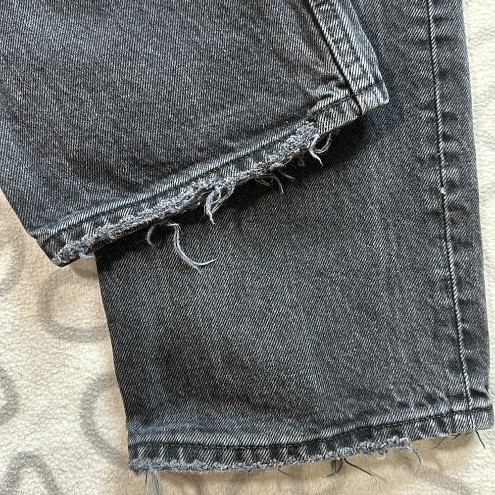 Abercrombie & Fitch The 90’s Straight Ultra High Rise Jeans - Picture 3 of 5